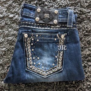 Miss Me Distressed Easy Crop Sz 27